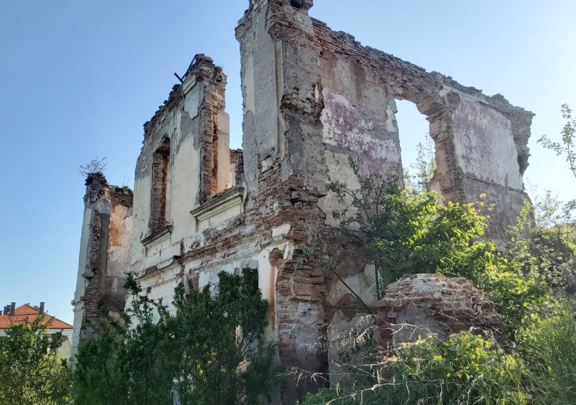 Castelul Huszár din Apalina, Reghin, Romania, Romania